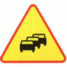 Znak drogowy ostrzegawczy A-33